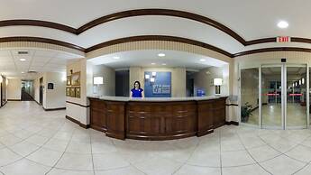 Holiday Inn Express & Suites Marion by IHG