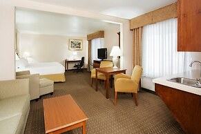 Holiday Inn Express & Suites Marion by IHG