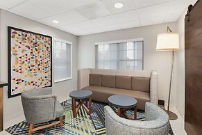 Holiday Inn Express & Suites Byron by IHG