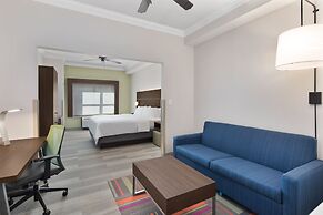 Holiday Inn Express & Suites Byron by IHG