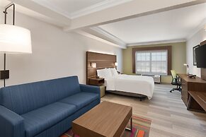 Holiday Inn Express & Suites Byron by IHG