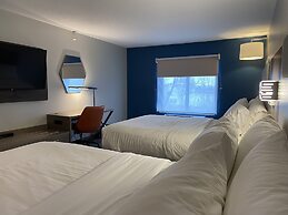 Holiday Inn Express Hotel & Suites Plymouth by IHG