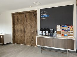 Holiday Inn Express Hotel & Suites Plymouth by IHG