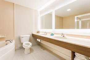 Holiday Inn Express Plymouth by IHG