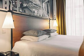 Zoom Hotel