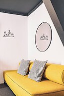 Zoom Hotel