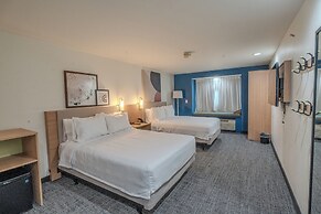 Spark by Hilton Sterling Dulles Airport