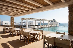 Porto Mykonos Hotel