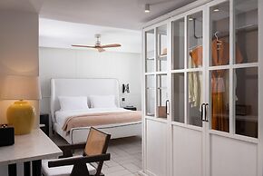 Porto Mykonos Hotel