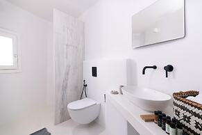 Porto Mykonos Hotel