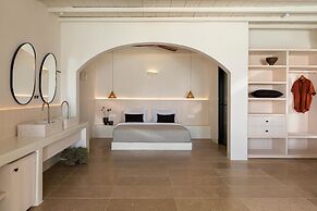 Porto Mykonos Hotel
