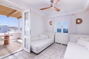Porto Mykonos Hotel