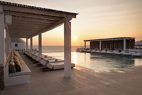 Porto Mykonos Hotel