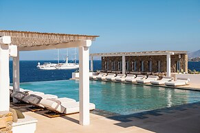 Porto Mykonos Hotel