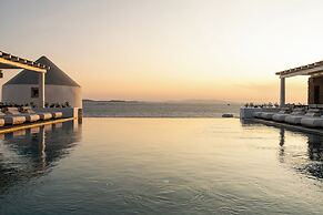 Porto Mykonos Hotel