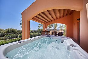 Pula Suites Boutique Resort