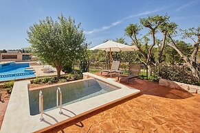 Pula Suites Boutique Resort