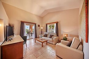 Pula Suites Boutique Resort