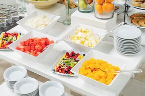 Loi Suites Recoleta Hotel