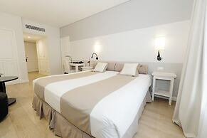 Loi Suites Recoleta Hotel