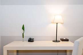 Loi Suites Recoleta Hotel