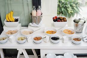 Loi Suites Recoleta Hotel