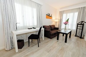 Loi Suites Recoleta Hotel