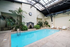 Loi Suites Recoleta Hotel