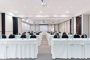 Loi Suites Recoleta Hotel
