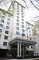 Loi Suites Recoleta Hotel