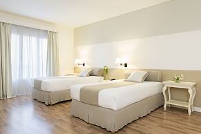 Loi Suites Recoleta Hotel