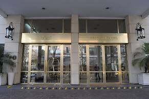 Loi Suites Recoleta Hotel