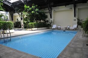 Loi Suites Recoleta Hotel