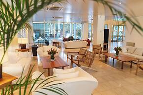 Loi Suites Recoleta Hotel