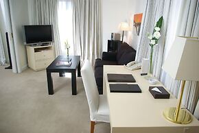 Loi Suites Recoleta Hotel