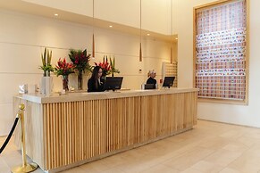 Loi Suites Recoleta Hotel