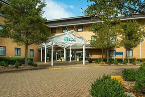 Holiday Inn Express Milton Keynes by IHG