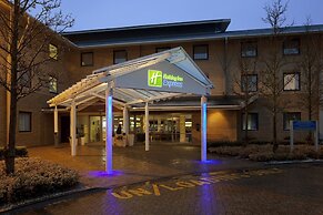 Holiday Inn Express Milton Keynes by IHG