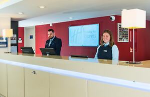 Holiday Inn Express Milton Keynes by IHG