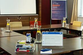 Holiday Inn Express Milton Keynes by IHG