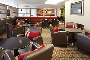 Holiday Inn Express Milton Keynes by IHG