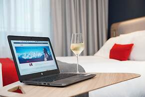 Holiday Inn Express Milton Keynes by IHG