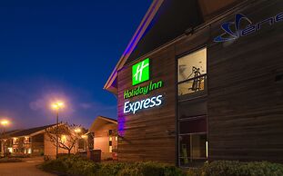 Holiday Inn Express Milton Keynes by IHG