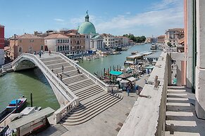 NH Venezia Santa Lucia