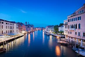 NH Venezia Santa Lucia