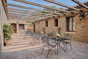 NH Venezia Santa Lucia