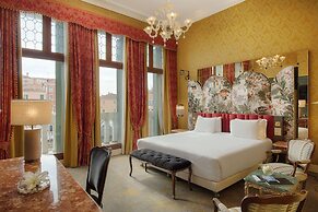 NH Venezia Santa Lucia