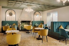 NH Venezia Santa Lucia