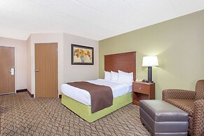 AmericInn by Wyndham Sheboygan