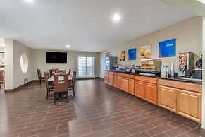 Comfort Suites Red Bluff near I-5